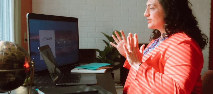 Họp ngắn hàng ngày