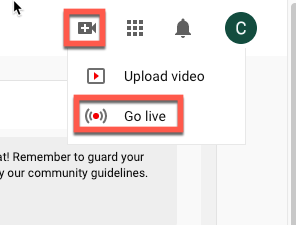 Nhấn vào biểu tượng Create a Video [Tạo video] và chọn Go Live [Phát trực tiếp].
